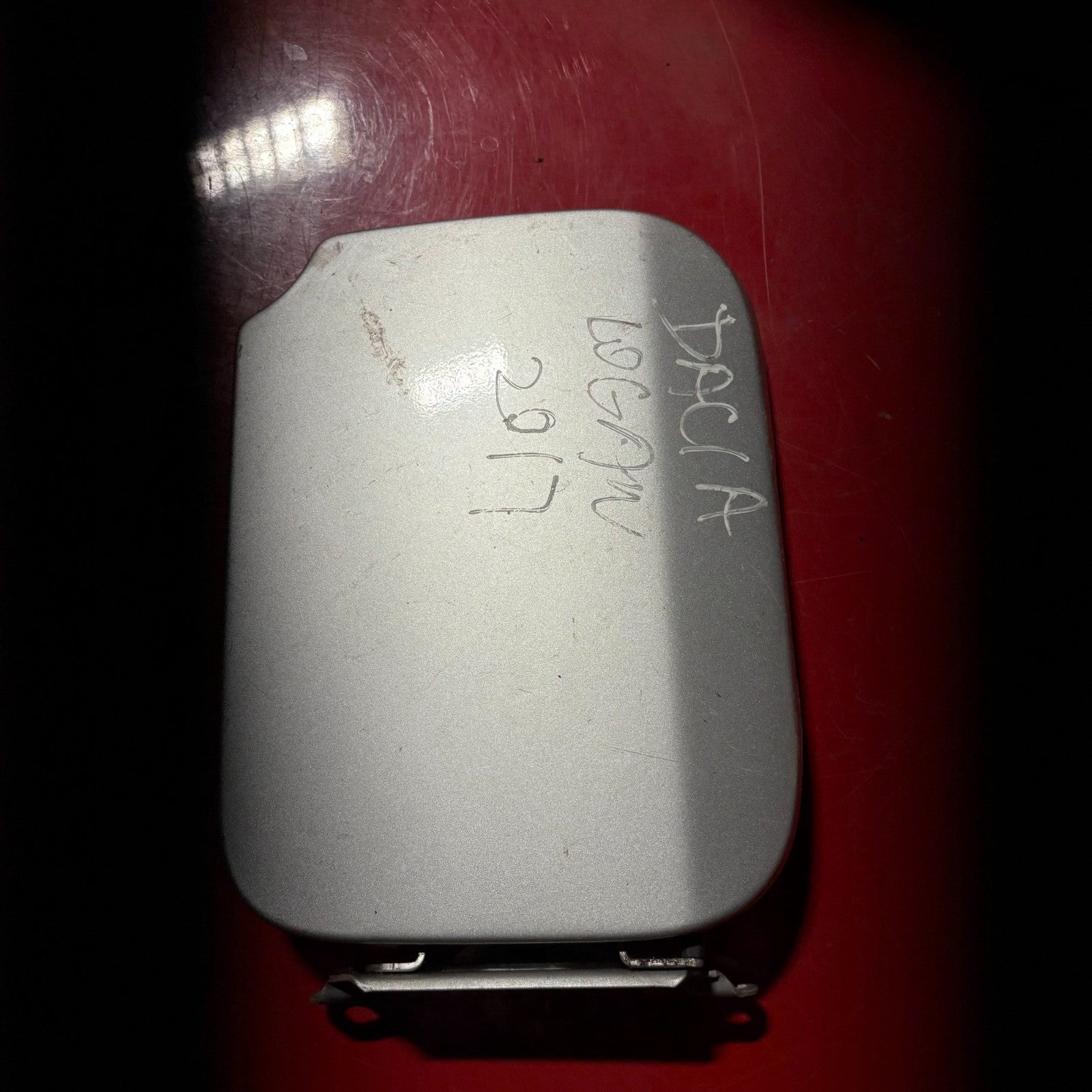 Dacia Logan Mk2 12-21 Diesel Fuel Filler Flap Cover