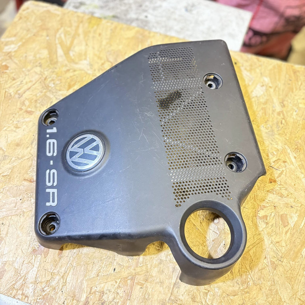 VW GOLF ENGINE COVER 1600B 16V 06A103925AC