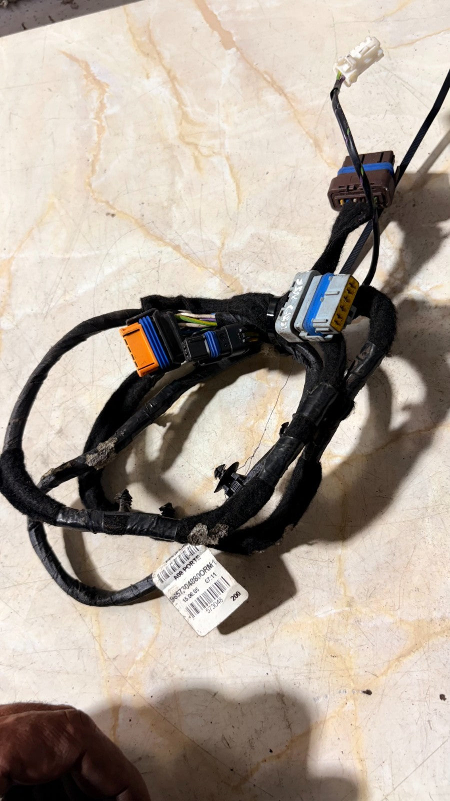 PEUGEOT 1007 FRONT PASSENGER LEFT SIDE DOOR WIRING LOOM 9657304880 2005-2009