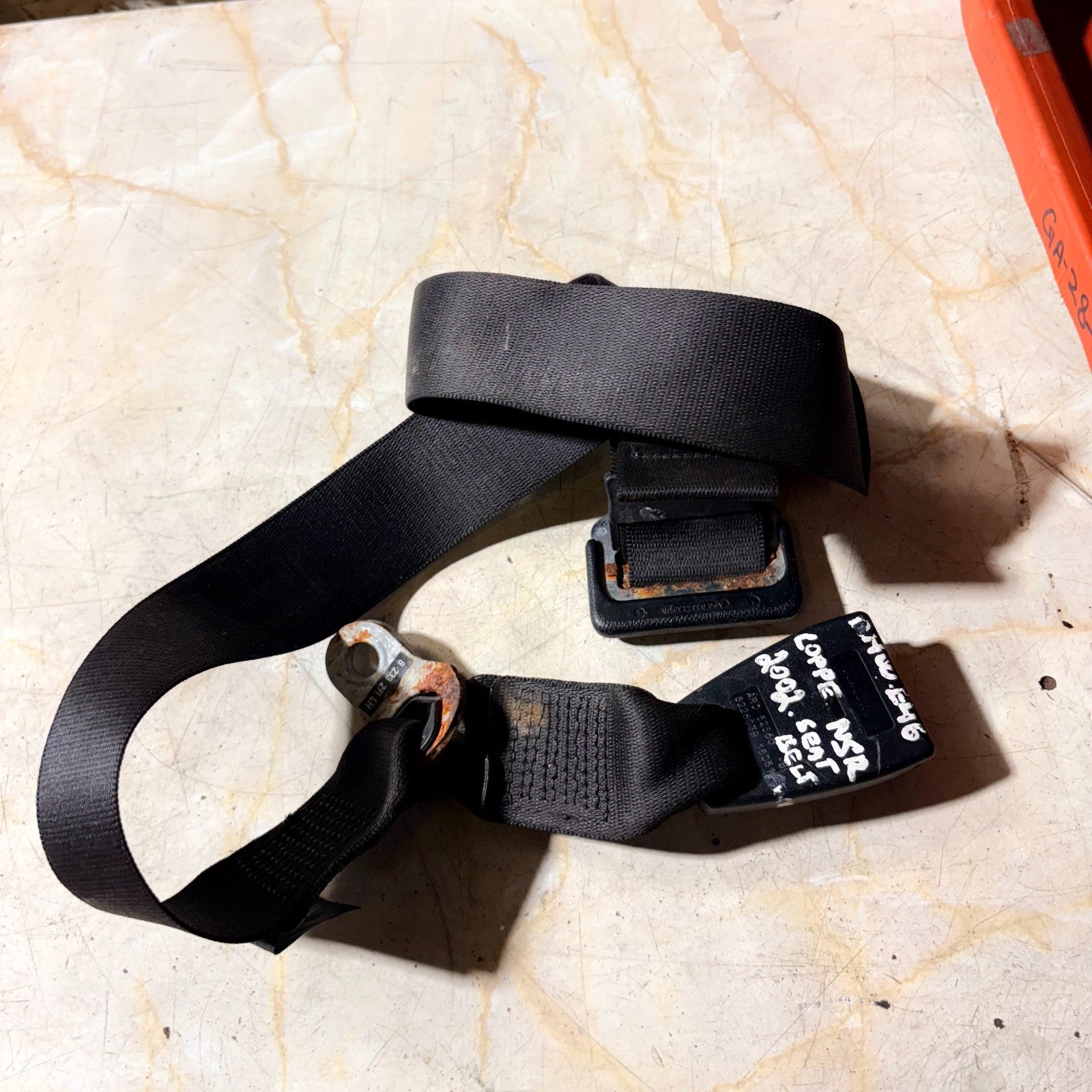 BMW 3 SERIES E46 COUPE 1998-2004 LEFT REAR CENTRE SEAT BELT BUCKLE 8226039