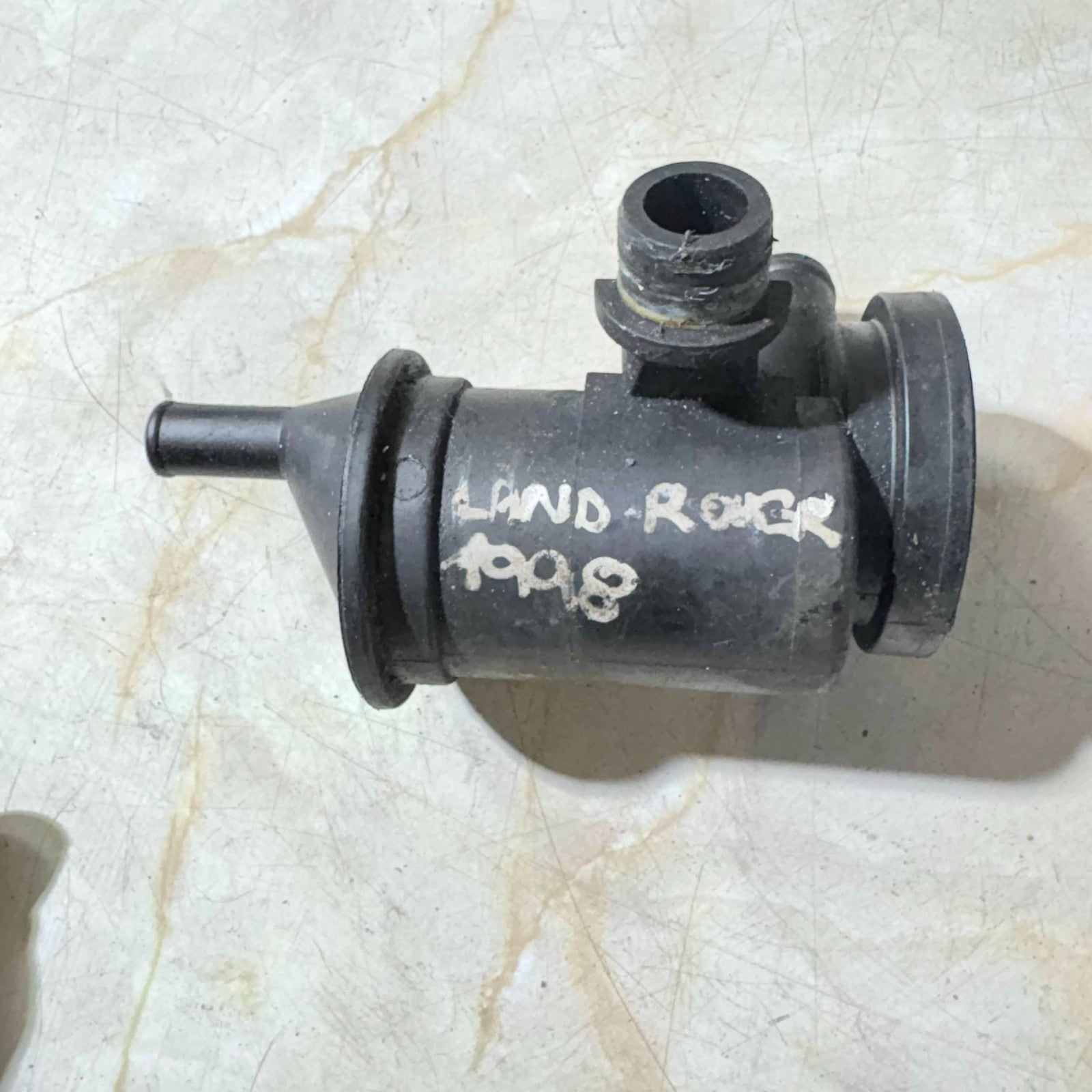 LAND ROVER DEFENDER 200TDI 300TDI CRANK CYCLONE BREATHER 3931070900 1998