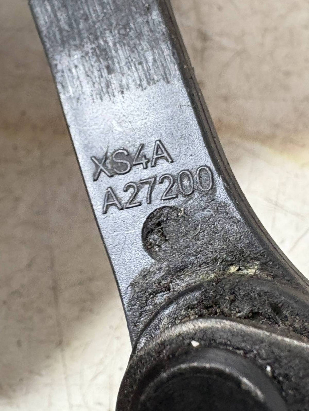 FORD Focus DOOR CHECK STRAP PASSENGER SIDE XS4A-A27200