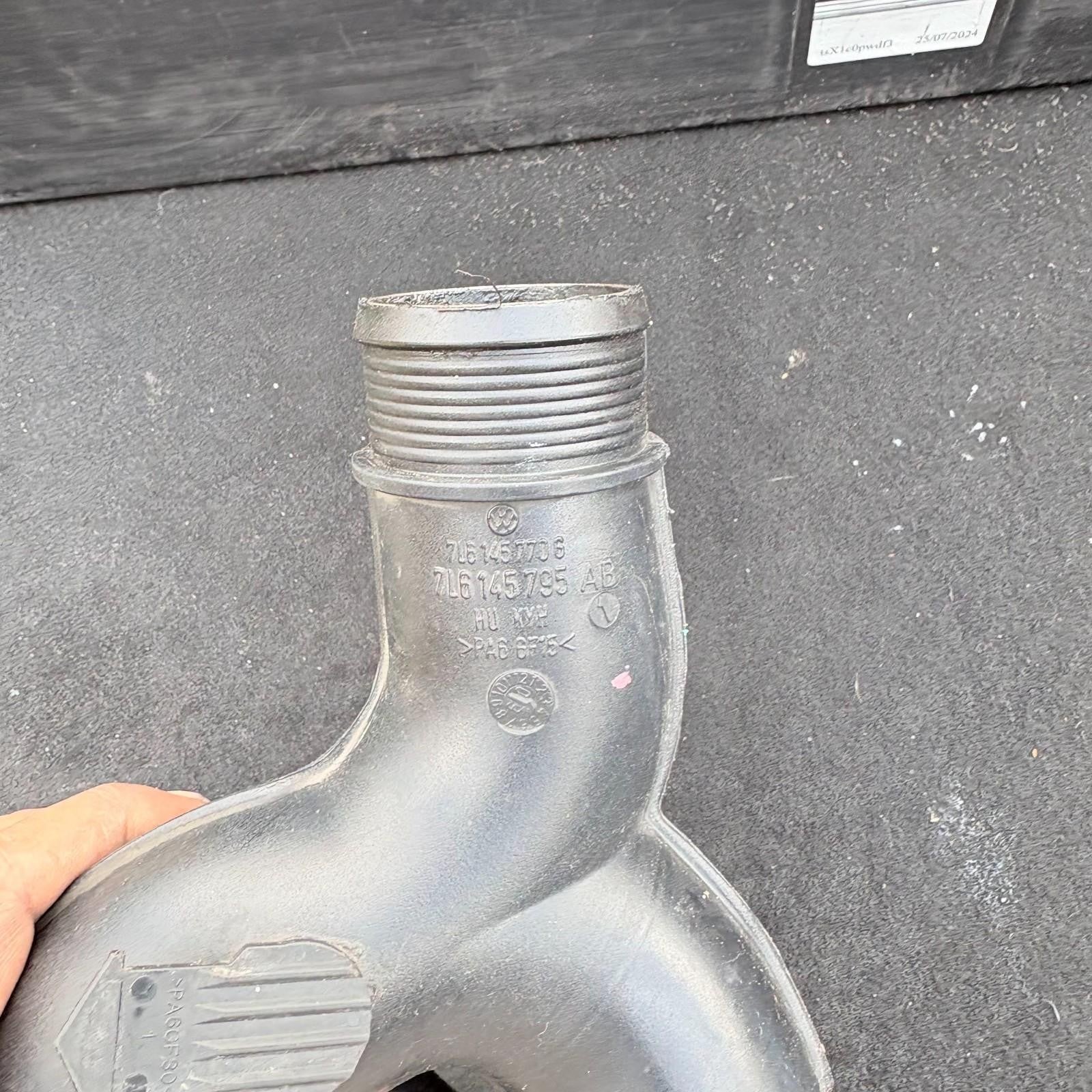 Porshe 2008 Air intake Pipe 7L6 145 795 AB GENUINE OEM