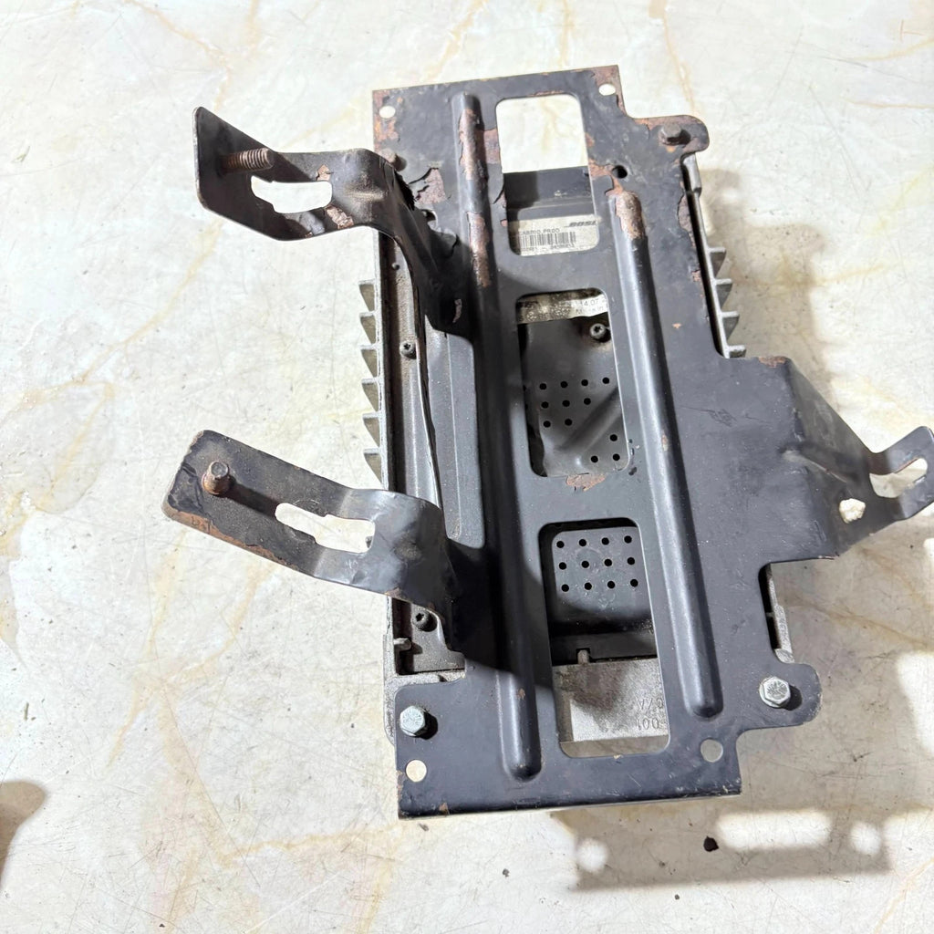 2003 - 2006 AUDI A4 CABRIOLET AMPLIFIER