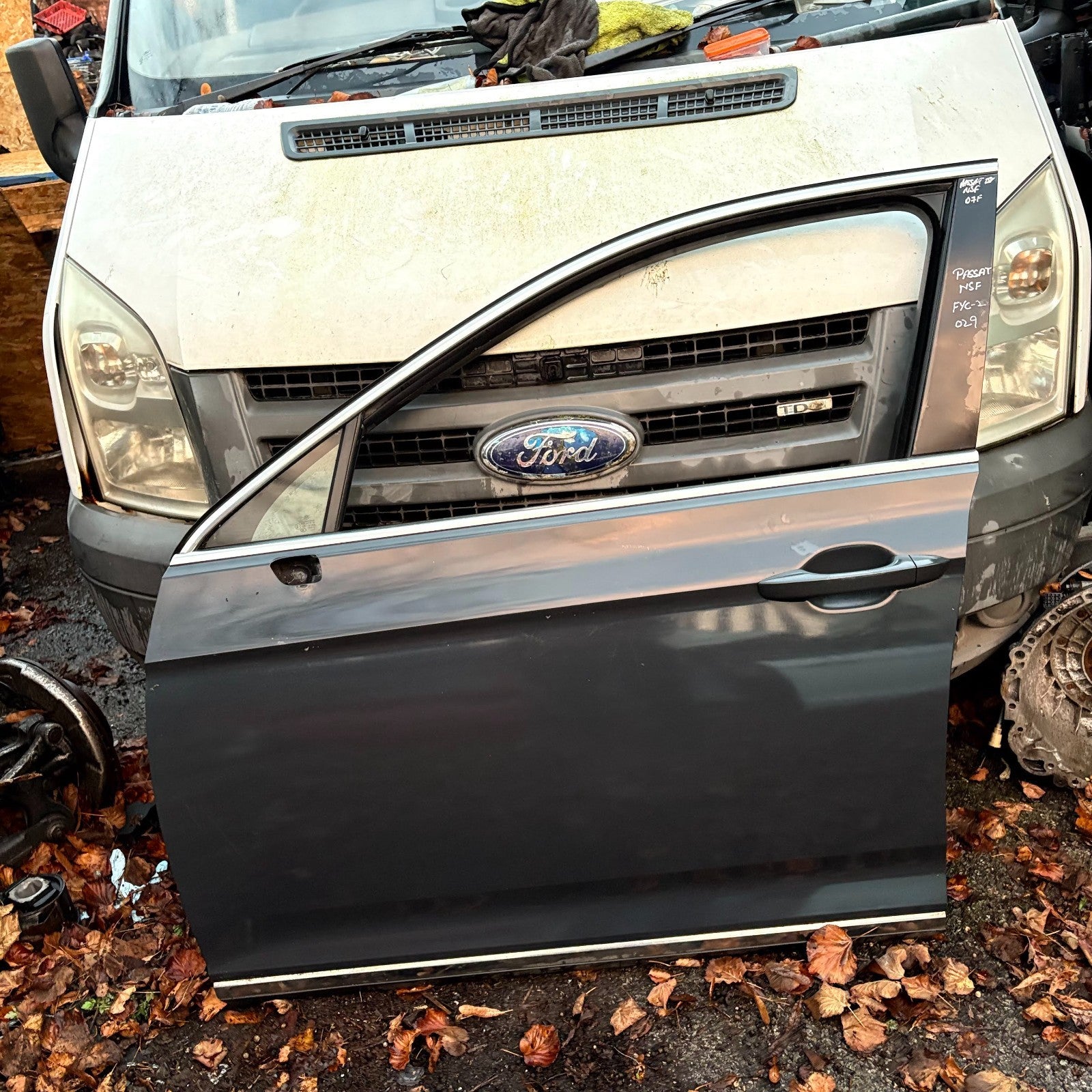 VOLKSWAGEN PASSAT B8 ESTATE PASSENGER SIDE FRONT BARE DOOR