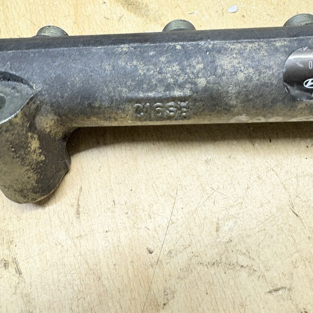 KIA CARENS 2008 2.0 CRDI 3140027410 0445214140 HIGH PRESSURE FUEL RAIL
