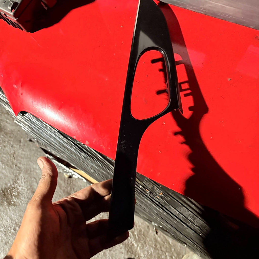 NISSAN QASHQAI 2013-20 RIGHT SIDE FRONT WINDOW SWITCH TRIM