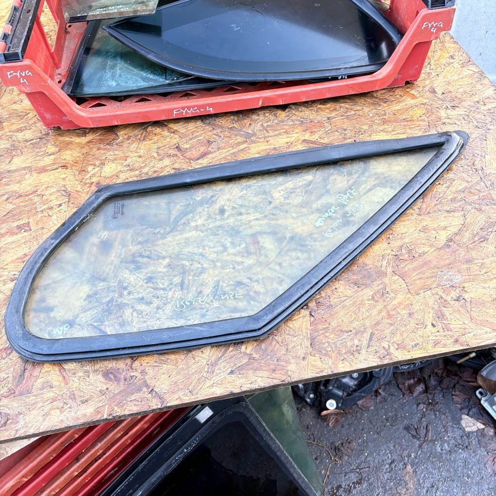CITROEN RELAY QUARTER WINDOW PASSENGER FRONT GLASS 93~06