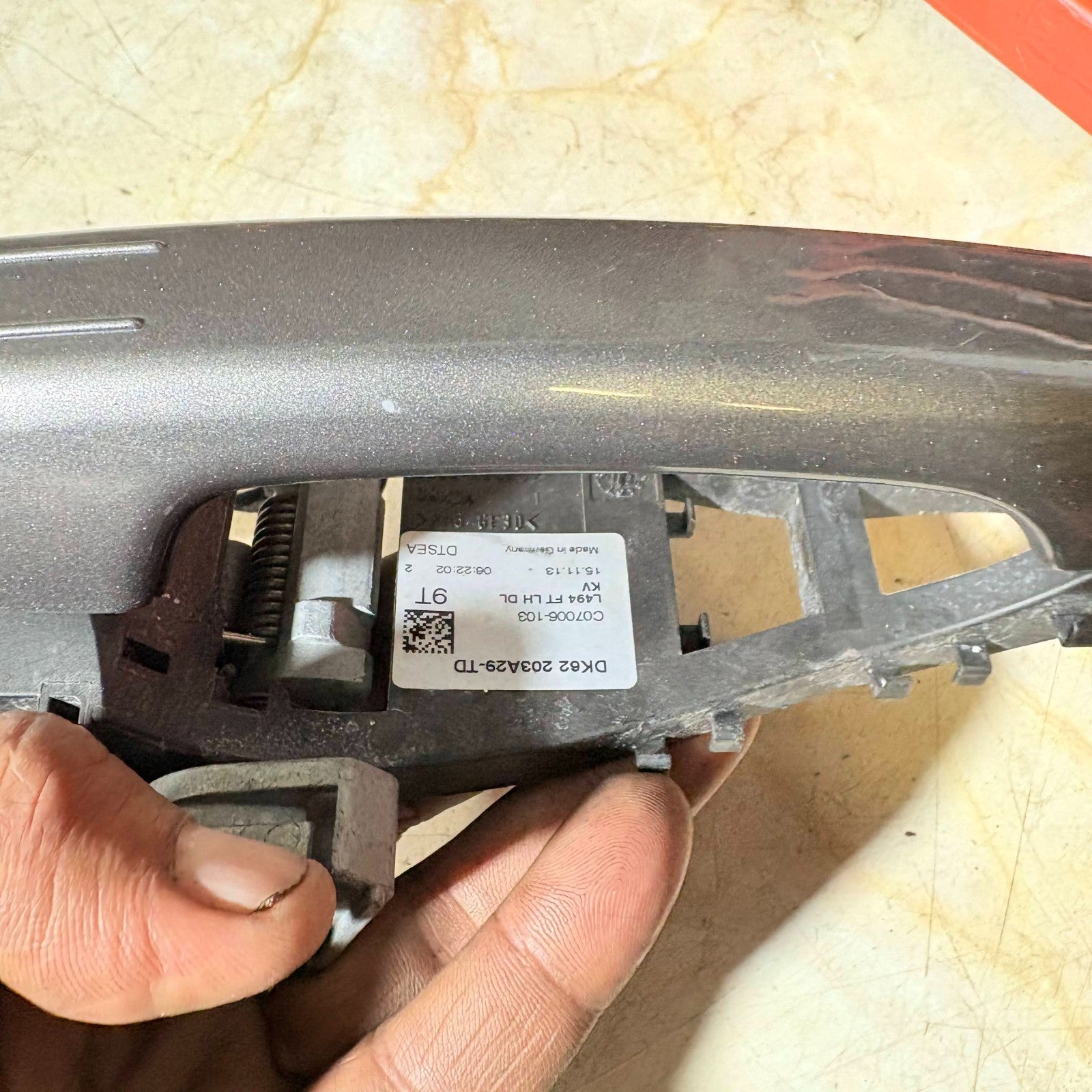RANGE ROVER SPORT L494 FRONT LEFT PASSENGER SIDE DOOR HANDLE DK62-203A29-TD