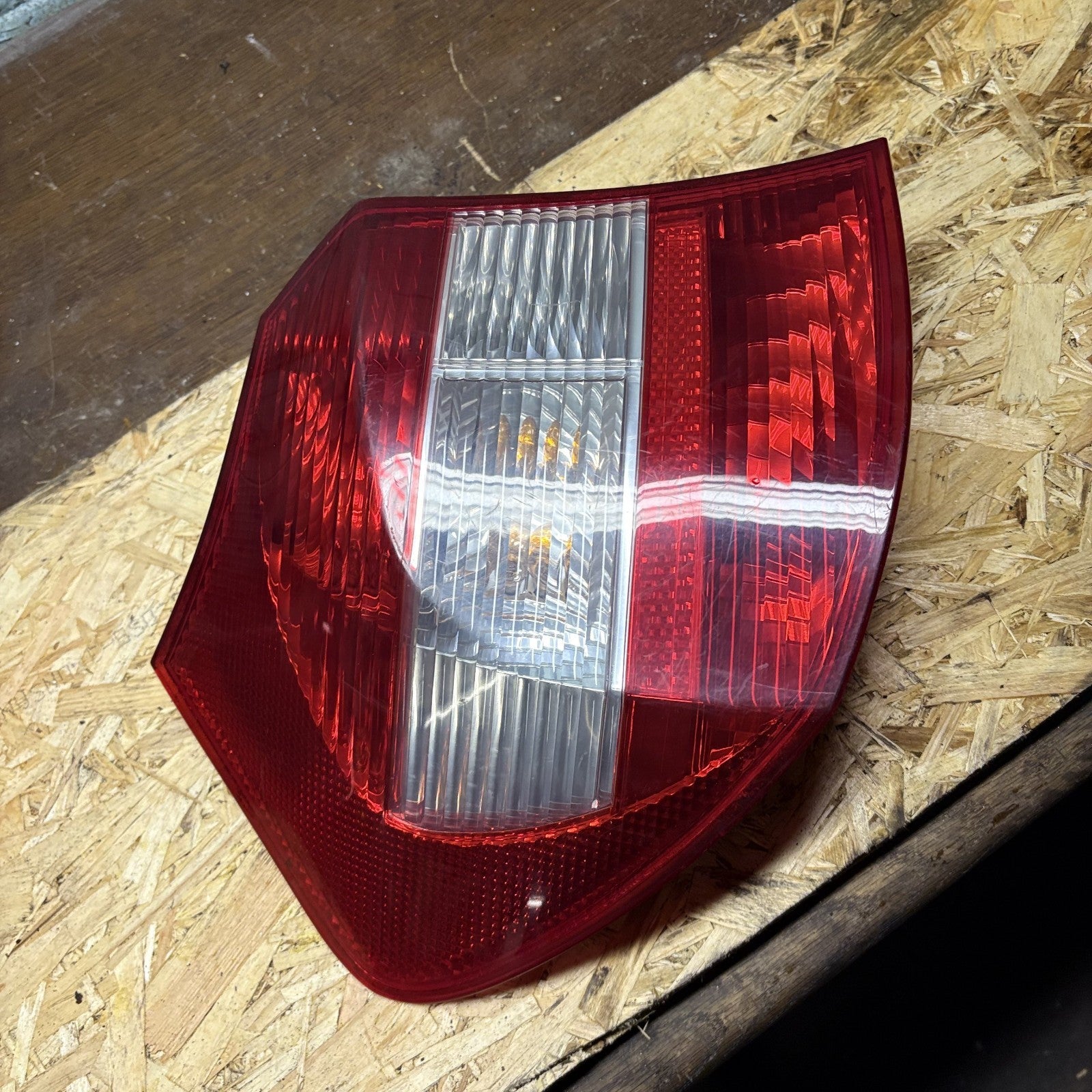 BMW 1 Series E87 2004-2011 Rear Left Tail Light 6924501