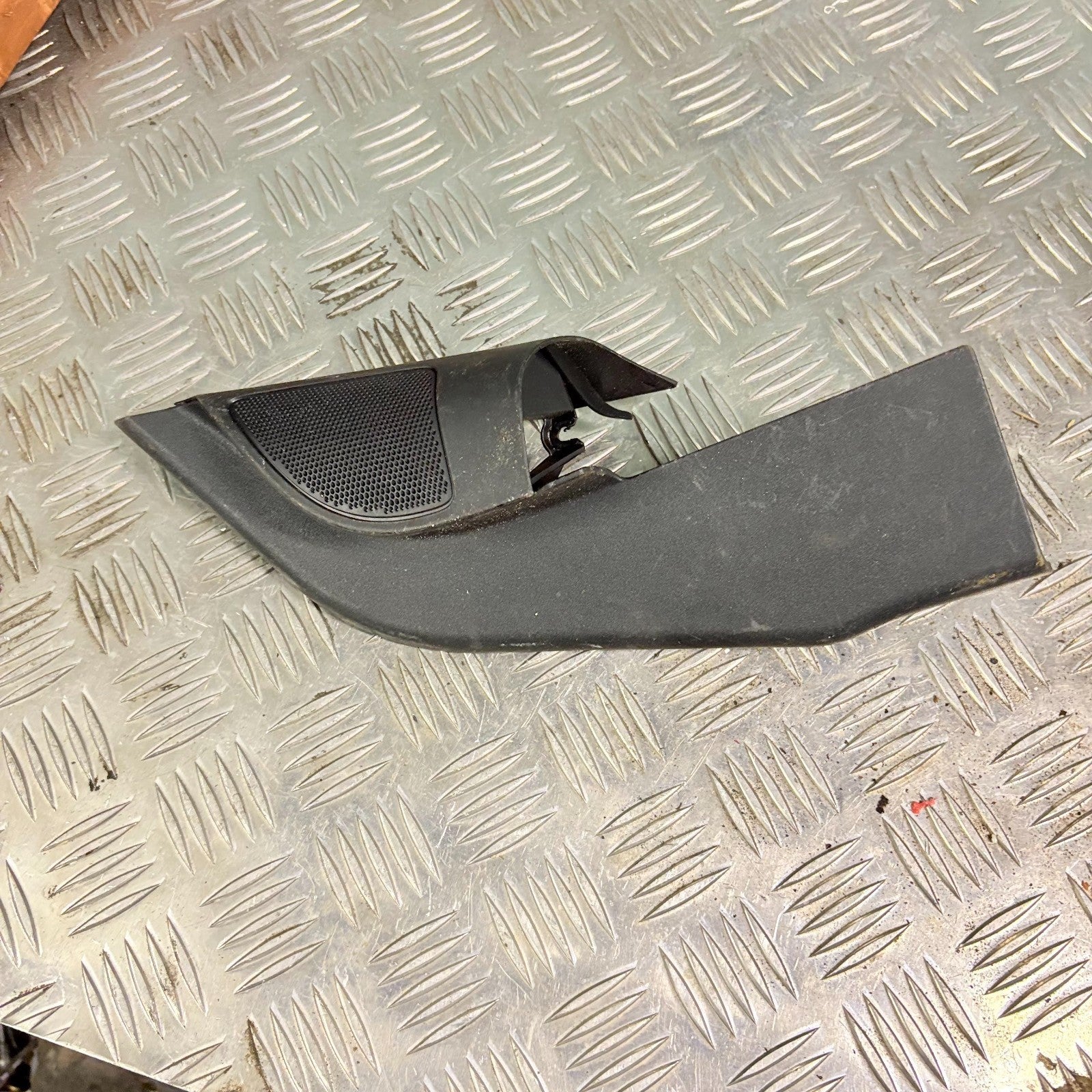 FORD FOCUS MK2 2004-2011 FRONT DOOR TWEETER SPEAKER MIRROR TRIM