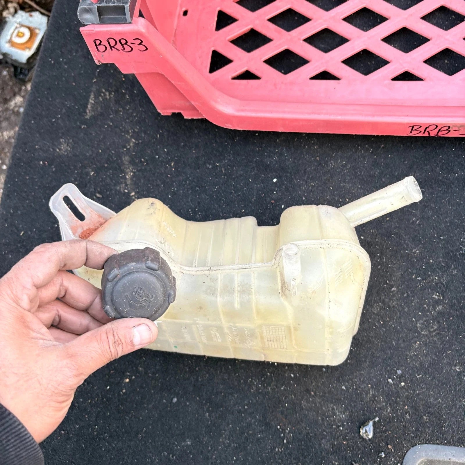2003-06 RENAULT SCENIC RADIATOR COOLANT EXPANSION TANK 8200 262 036