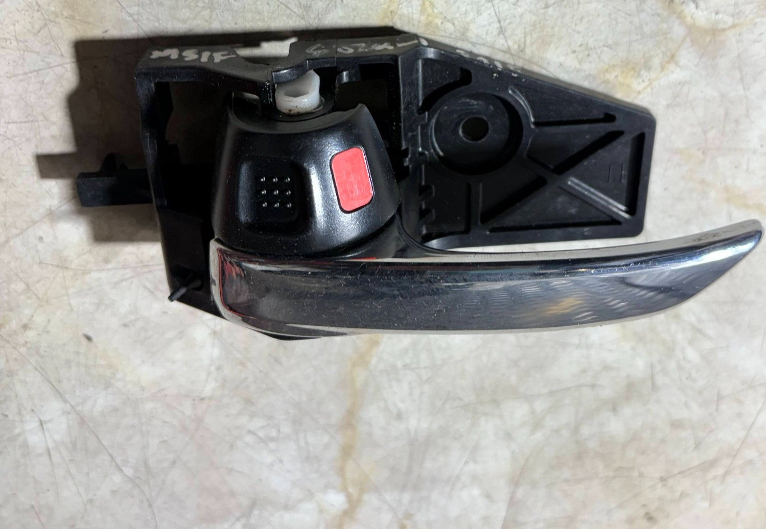 FRONT LEFT PASSENGER SIDE INNER DOOR HANDLE FOR SUZUKI S-CROSS 2016-2021