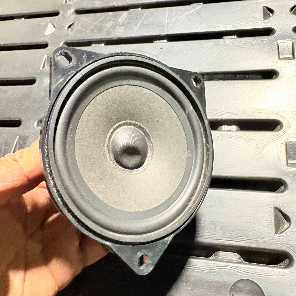 2007 MINI COOPER FRONT RIGHT DOOR SPEAKER 6513 3428196-01
