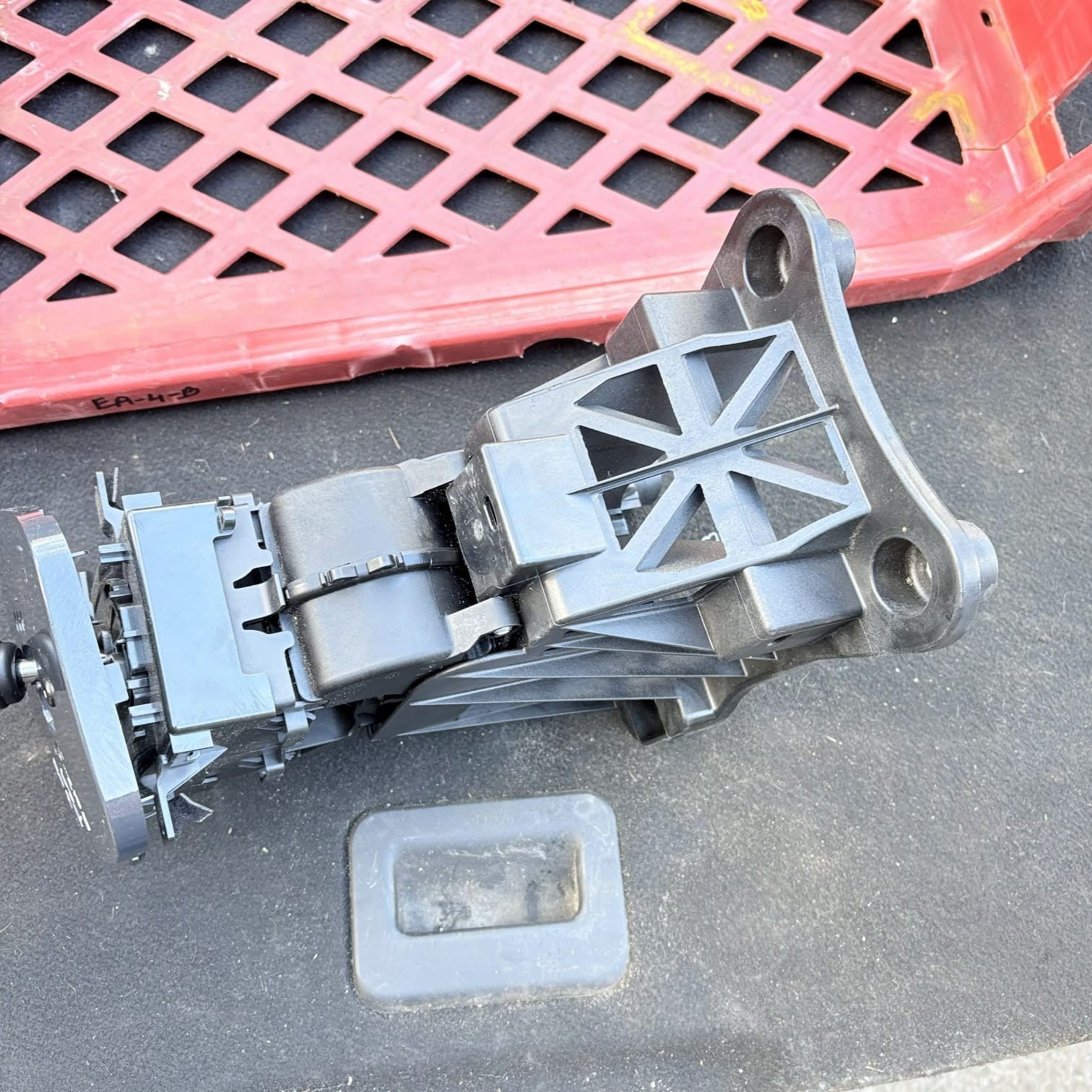 PEUGEOT 3008 2012 AUTOMATIC GEAR SELECTOR SHIFTER 9687024580