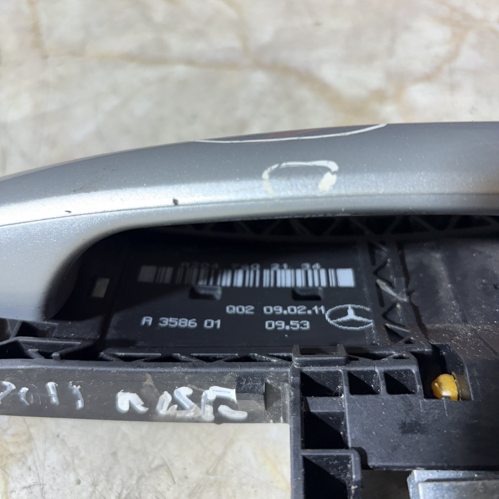 Mercedes E-Class W212 W176 W204 W246 CLA GLA Left Door Handle A358601