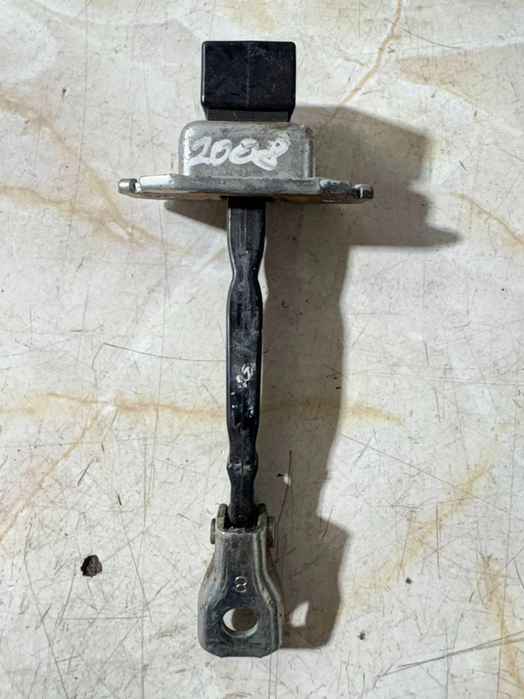 2008 Mitsubishi Outlander NSR Door Check Stop Stopper