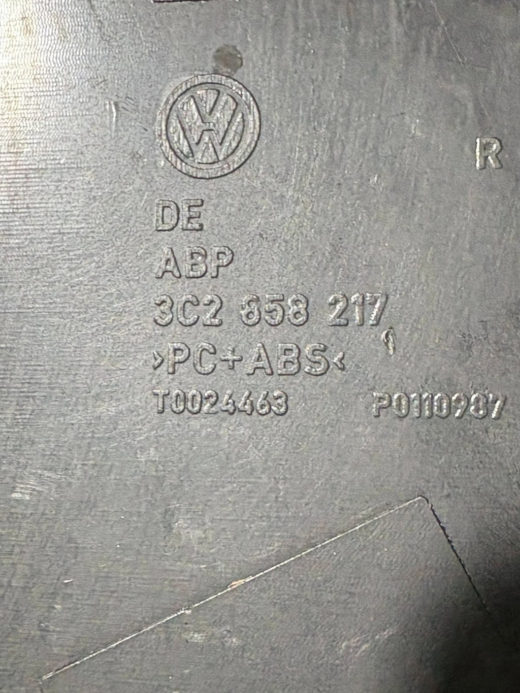 Volkswagen Passat 2008 Interior Trim 3C2858217, T0024463 #530143-48