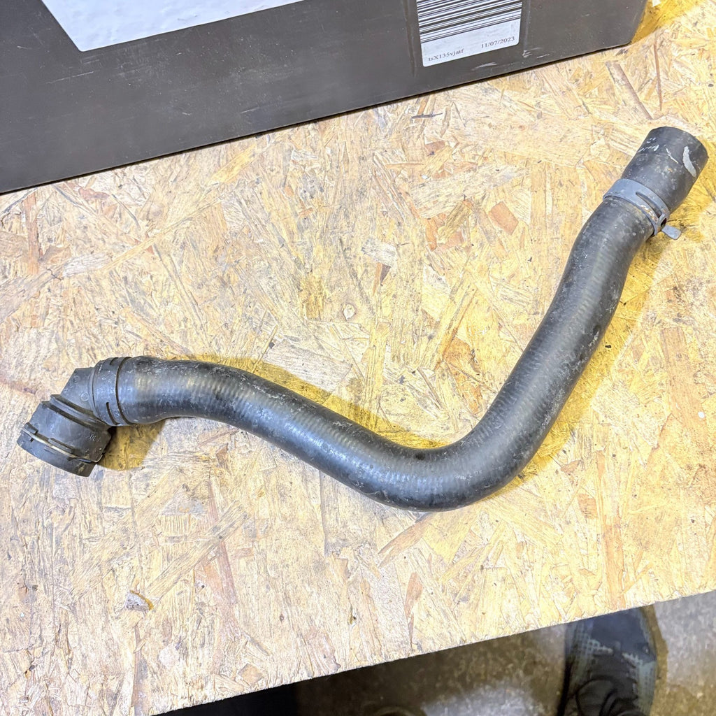 VW Beetle Top Water Coolant Hose Pipe Genione 122101AN