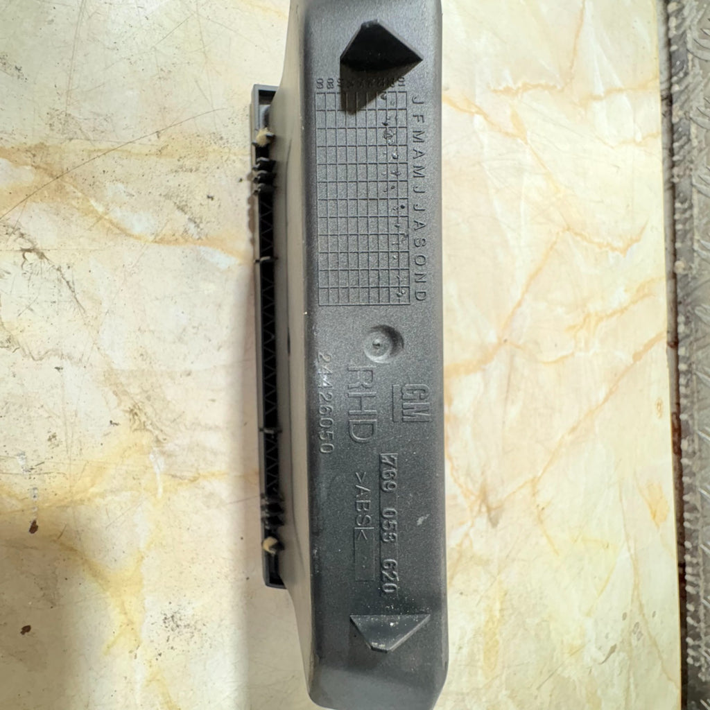 Vauxhall Signum 03-08 Vectra C 02-08 Under Radio Cubby 24426050/769053620