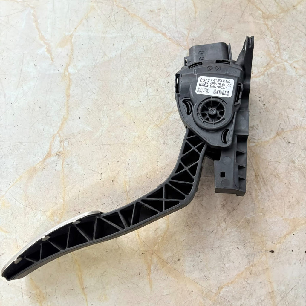 Ford Fiesta 6 JA 60 kW 82 HP Gasoline Throttle 53153 8V2J-9F836-AC 2017