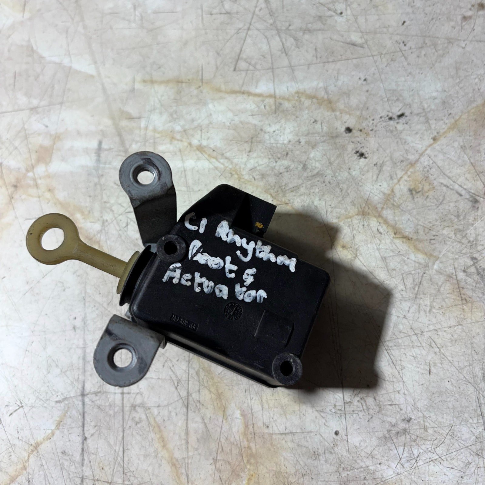 Citroen C1 MK1 Tailgate Boot Lid Lock Motor Actuator 2005-2014