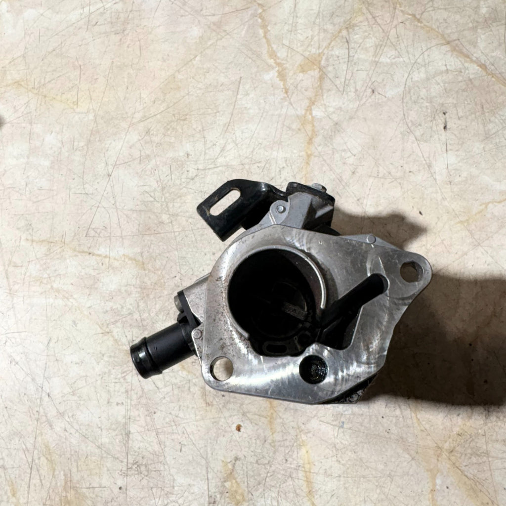 2011 Nissan Note Vacuum Pump 8201005306B