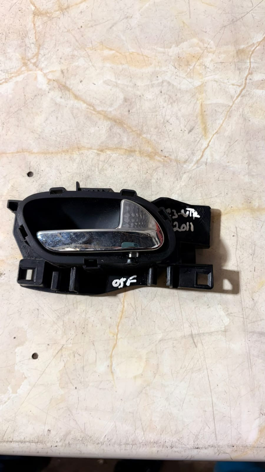 Interior Door Opener Right Rear Fits For CITROEN C3 PICASSO1.4VTI95 1904002 2011