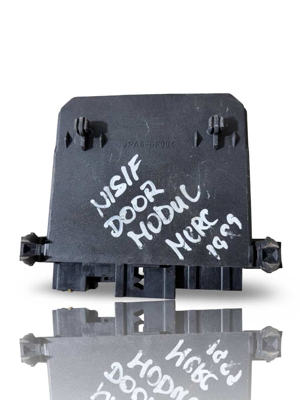 Mercedes C Class W202 C220 left front door control unit module 2088201326