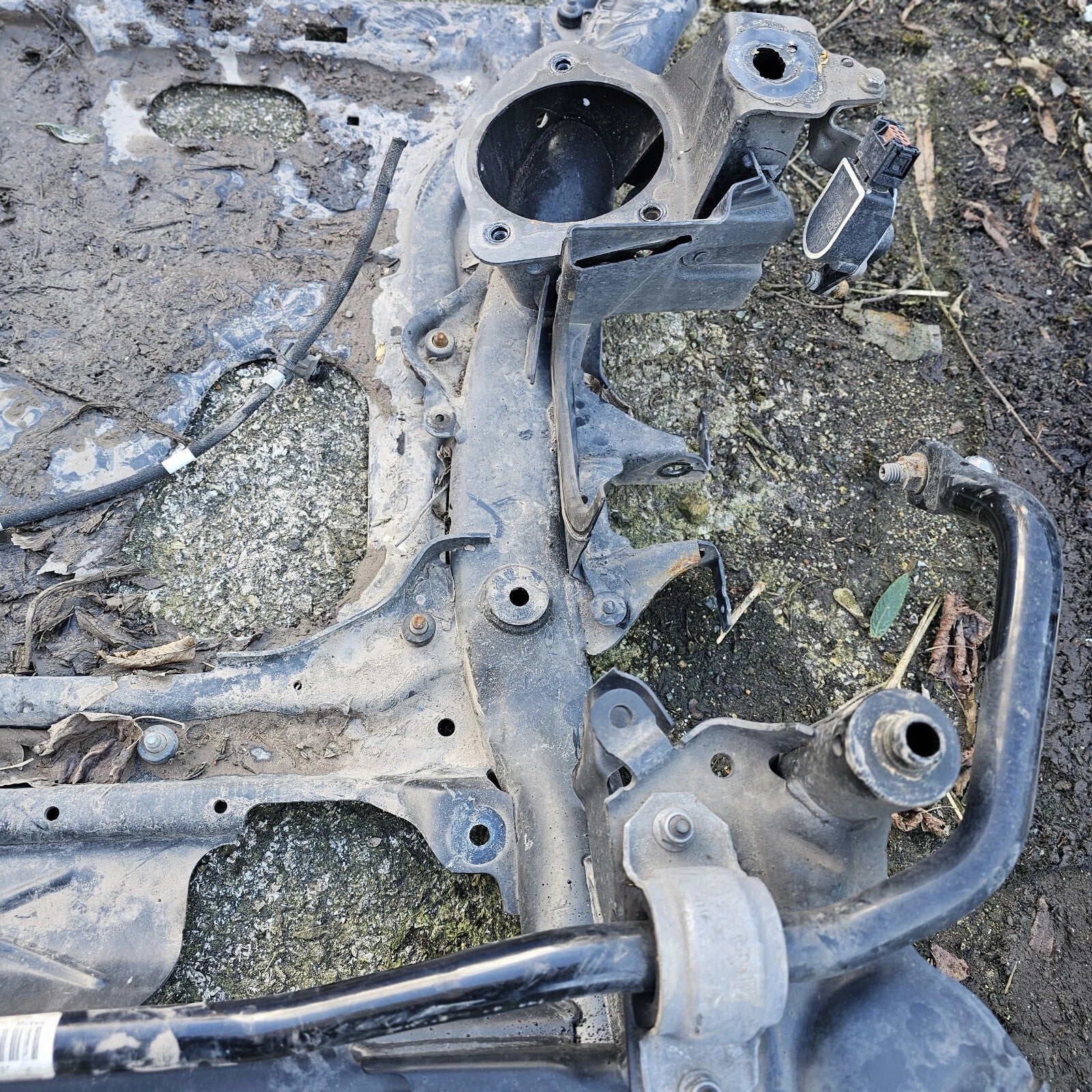 16- 19 BMW 4 SERIES 435D FRONT SUBFRAME 6860952 03 6792138-01