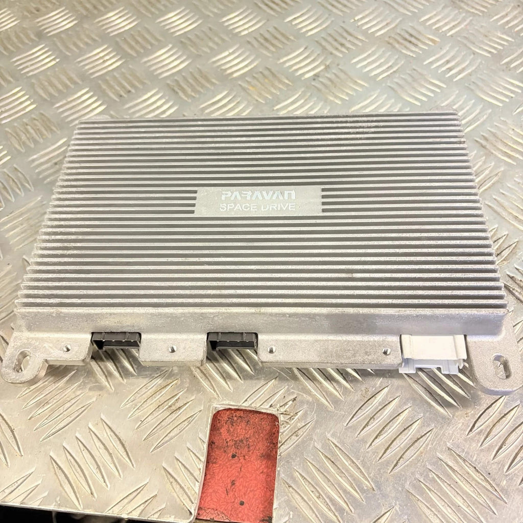 F42100001011 Toyota Camry Amp Audio Sound System Amplifier 12V 86280-AA073