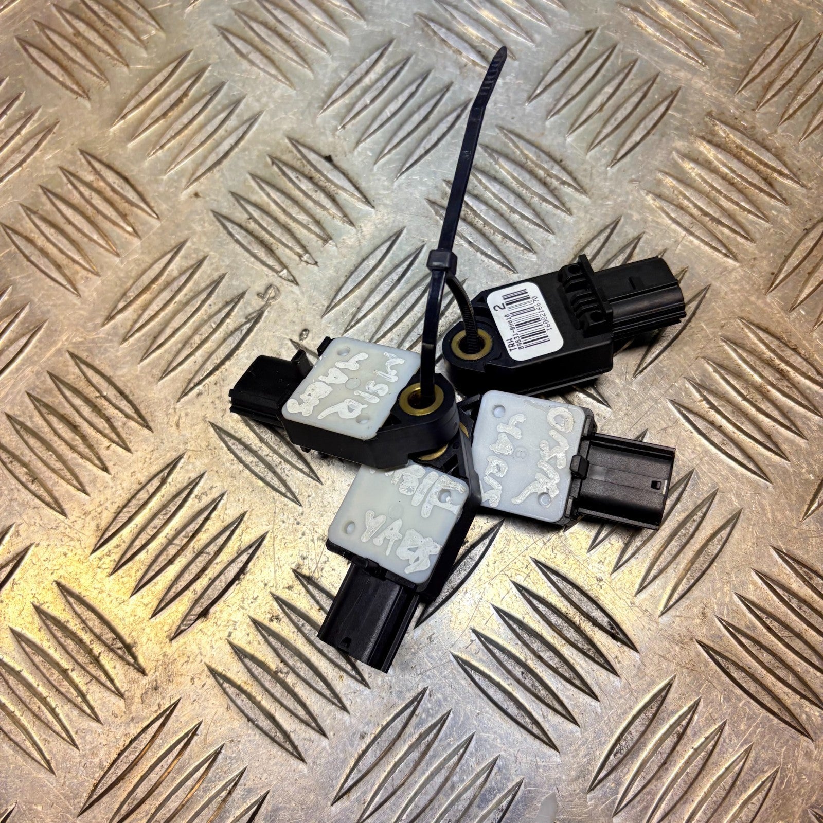 TOYOTA YARIS AIBAG IMPACT CRASH SENSOR OSF/NSF/OSR/NSR 89831-0D010 2006-2011