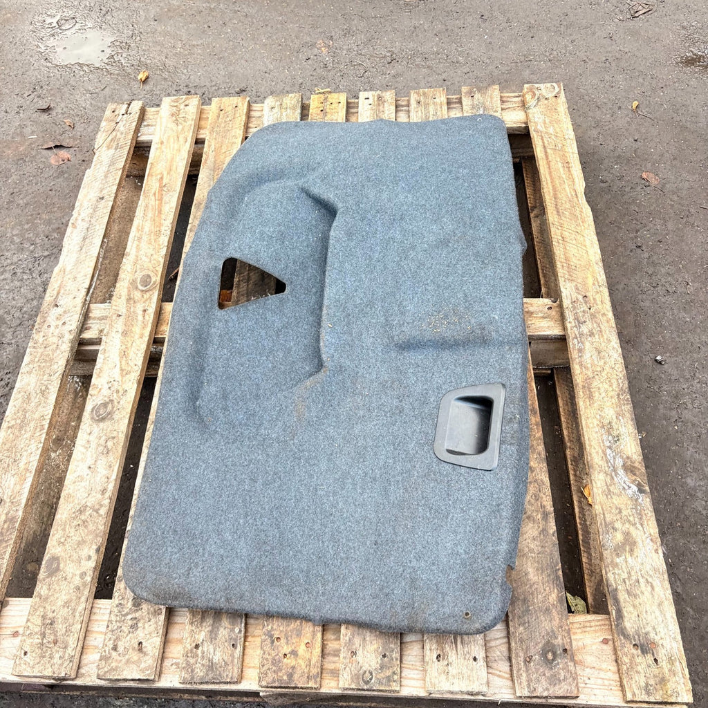 2002-2004 Audi A6 Boot Lid Trim