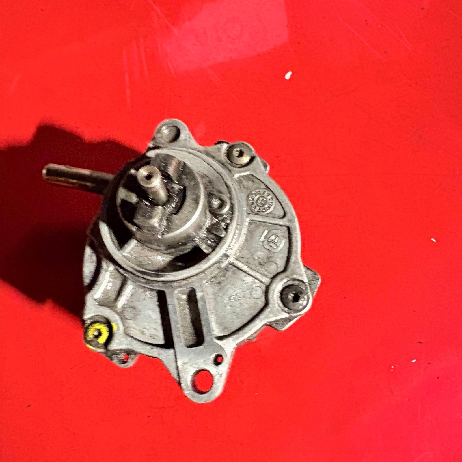 MERCEDES W203 W210 OM611 OM612 VACUUM PUMP A6112300065 PIERBURG