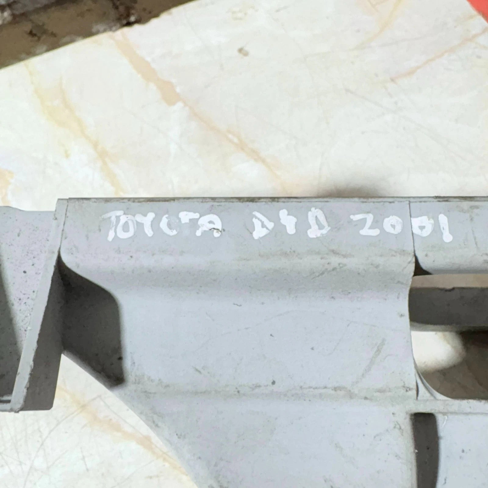 TOYOTA PREVIA 2005 D-4D RHD MANUAL GEAR BOX GEAR SELECTOR GEARSTICK LEVER