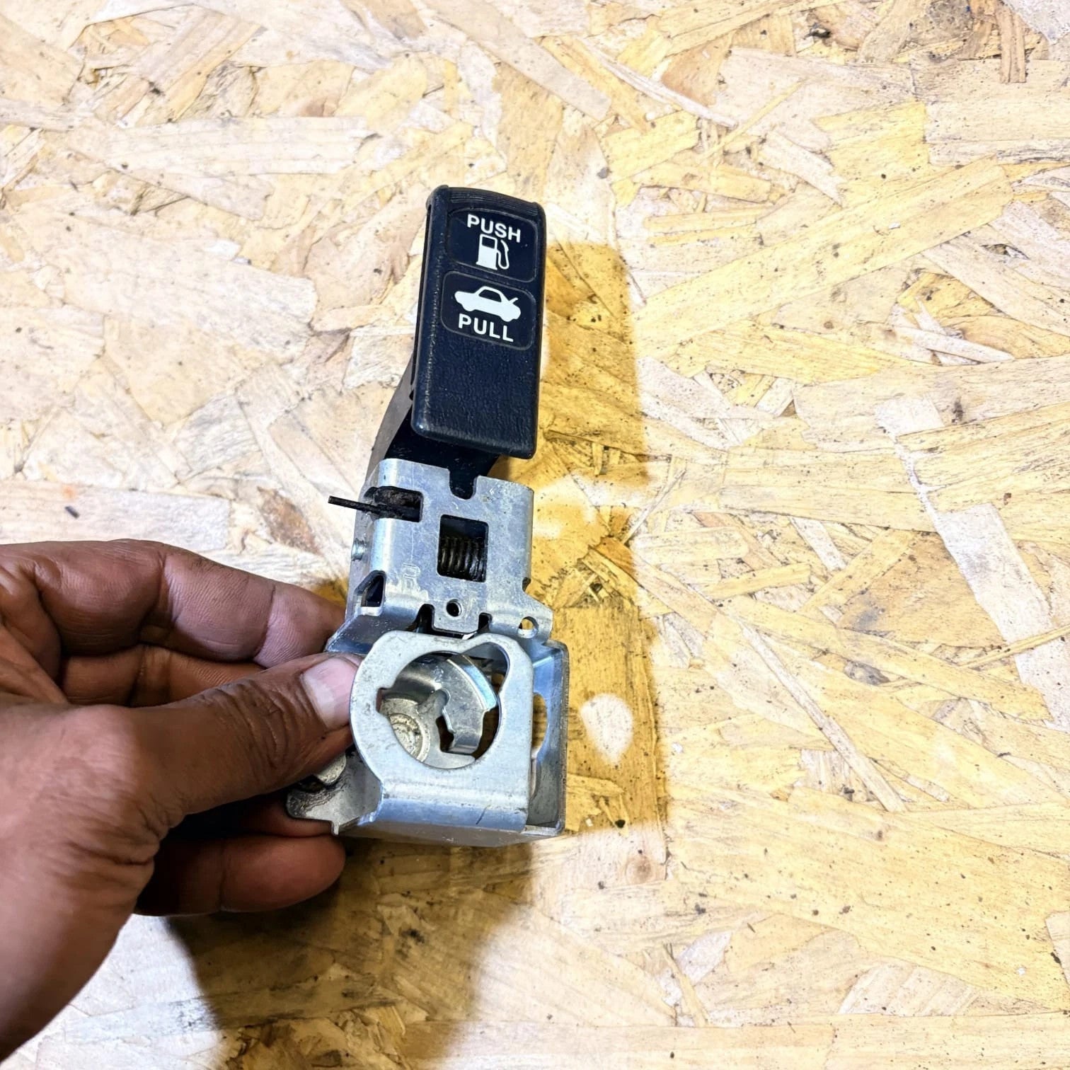 Honda Accord Fuel Flap Release Pull Lever Handle 2005