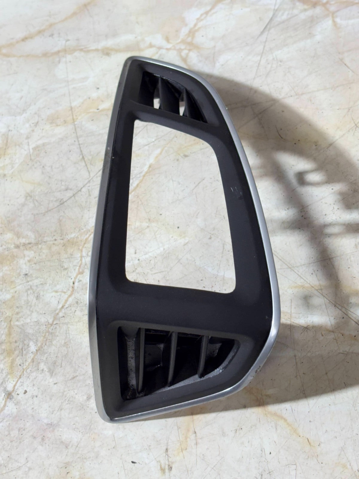 For 2014 FORD FOCUS MK3 LEFT AIR vent TRIM PASSENGER SIDE