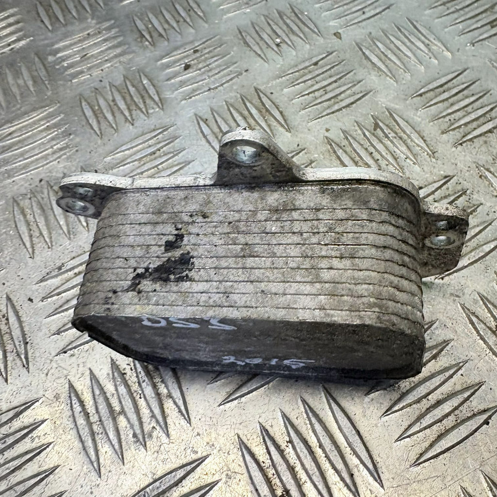 BMW X1 F48 2015 1.8d XDRIVE/OIL COOLER RADIATOR-72353181