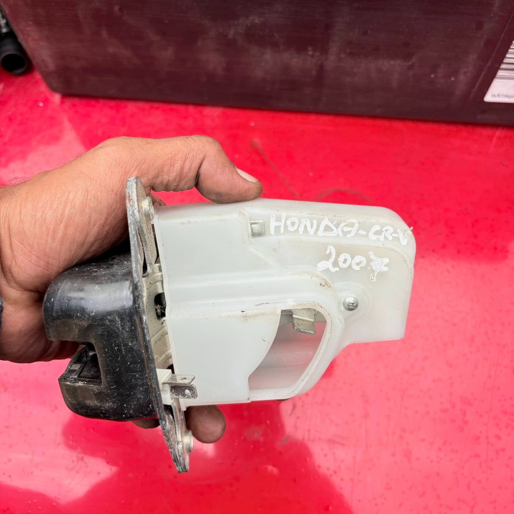 2007 HONDA CR-V BOOT LOCK CATCH EU-K93-61120A