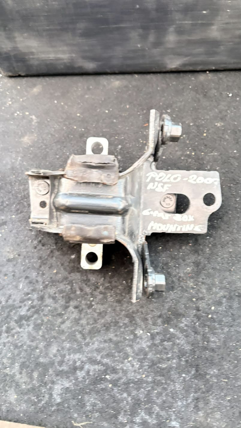 POLO Seat Ibiza Mk4 Tsi 1197 Engine Mount passenger CBZA 6Q0199555AR O55 2009
