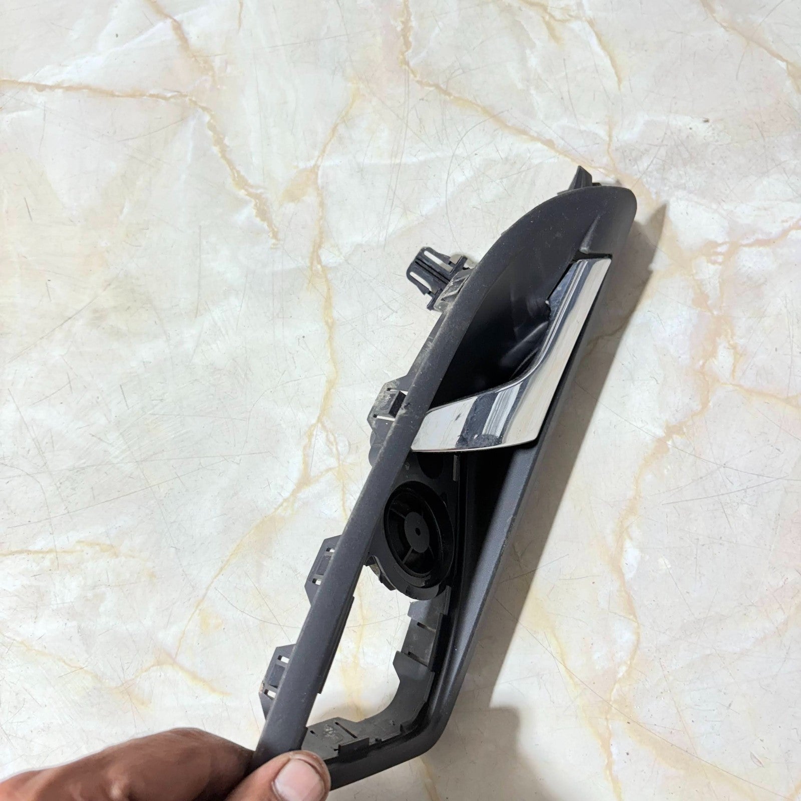 SKODA OCTAVIA 2007 ELEGANCE OSF INTERIOR DOOR HANDLE 1Z0837248