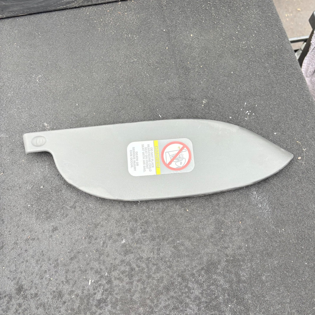 5GK19TRMAD Interior trim for Jeep Cherokee Passenger LEft side Front
