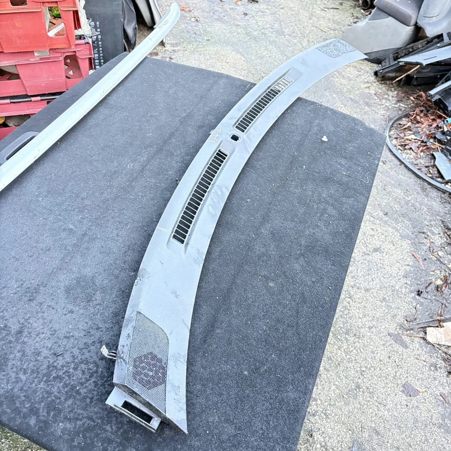 Nissan QASHQAI J11 2015 Top Dashboard Air Vent Trim 68310-4EH0A