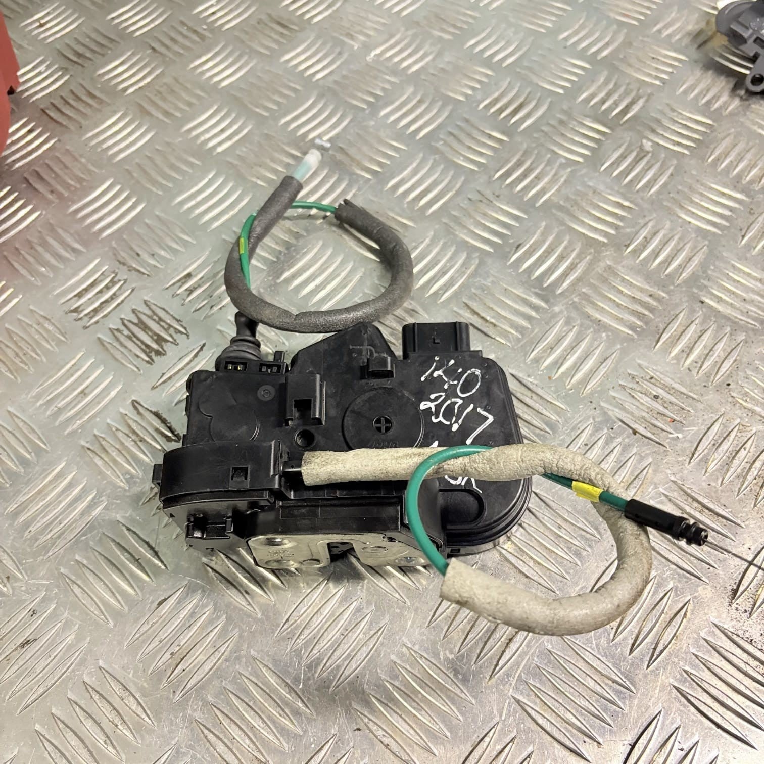 Hyundai i40 2015-2019 Left Rear Passenger Door Lock Latch Actuator 4 Pin A045035