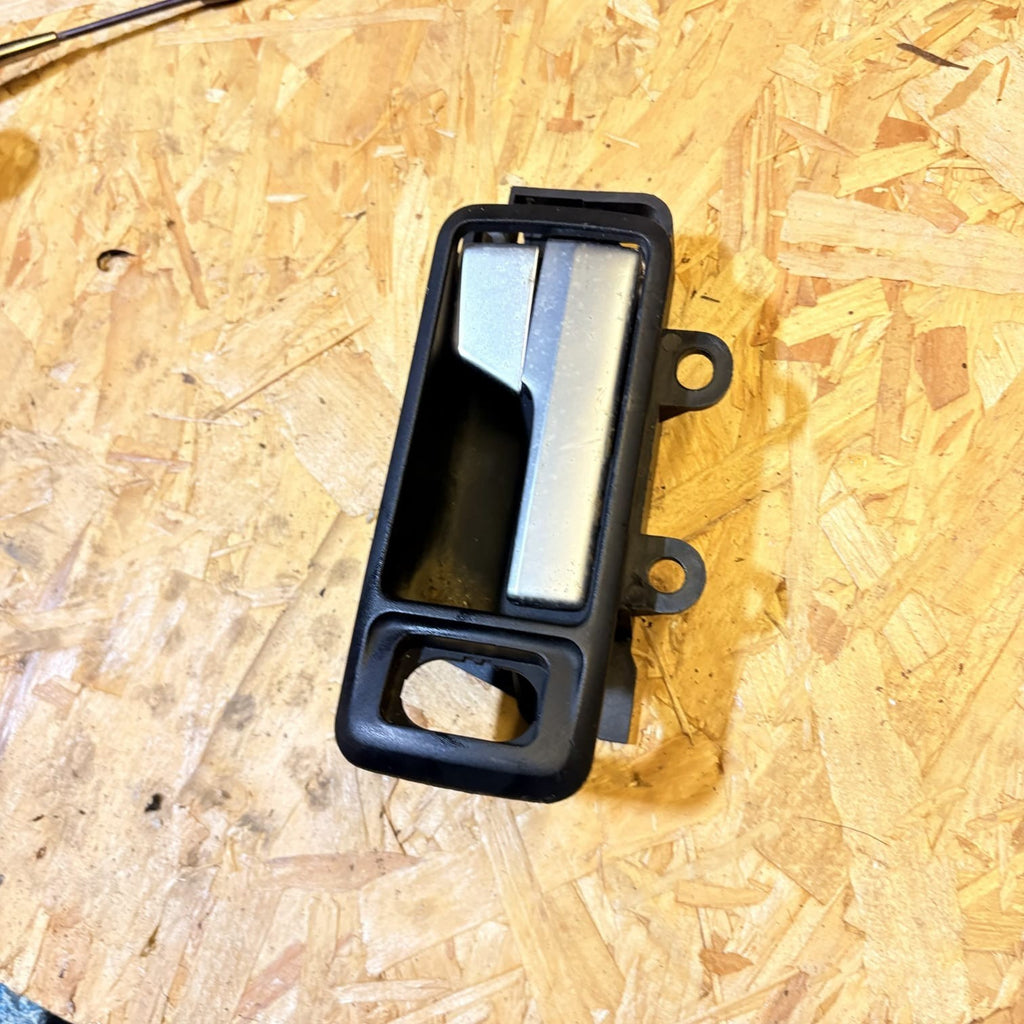 Ford Focus C-MAX Driver Rear Interior Door Handle 03-07 3M51R22600BA SBR43437