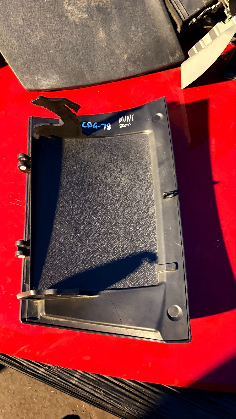 2011 Mini Cooper R56 Dashboard Glove Box Storage Compartment Cover Lid Black