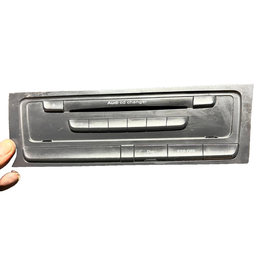 AUDI CD CHANGER PLAYER 8K2 959 674 A