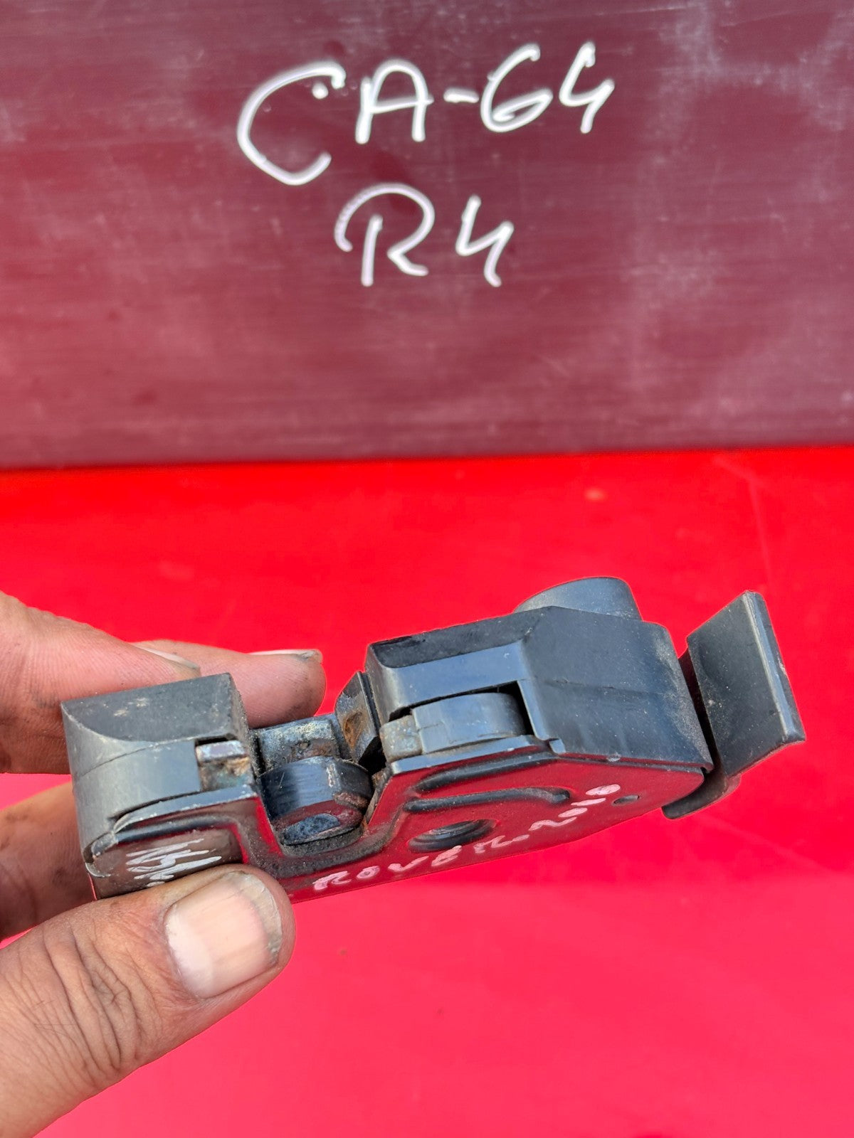 Range Rover L322 2002-2012 Rear Left Lower Tailgate Lock Latch Actuator 7016047