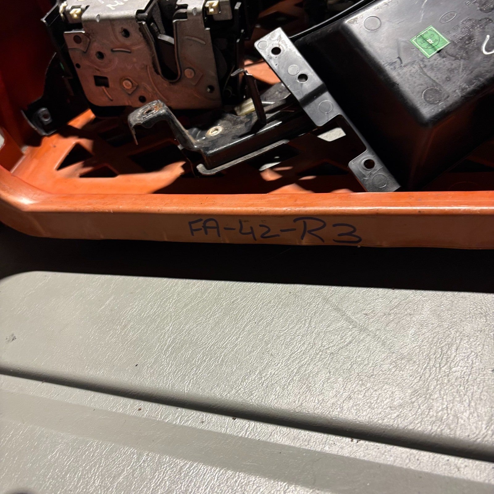 SUZUKI SPLASH HAZARD WARNING SWITCH CONTROL BUTTON 37430-52K00 2008-2014