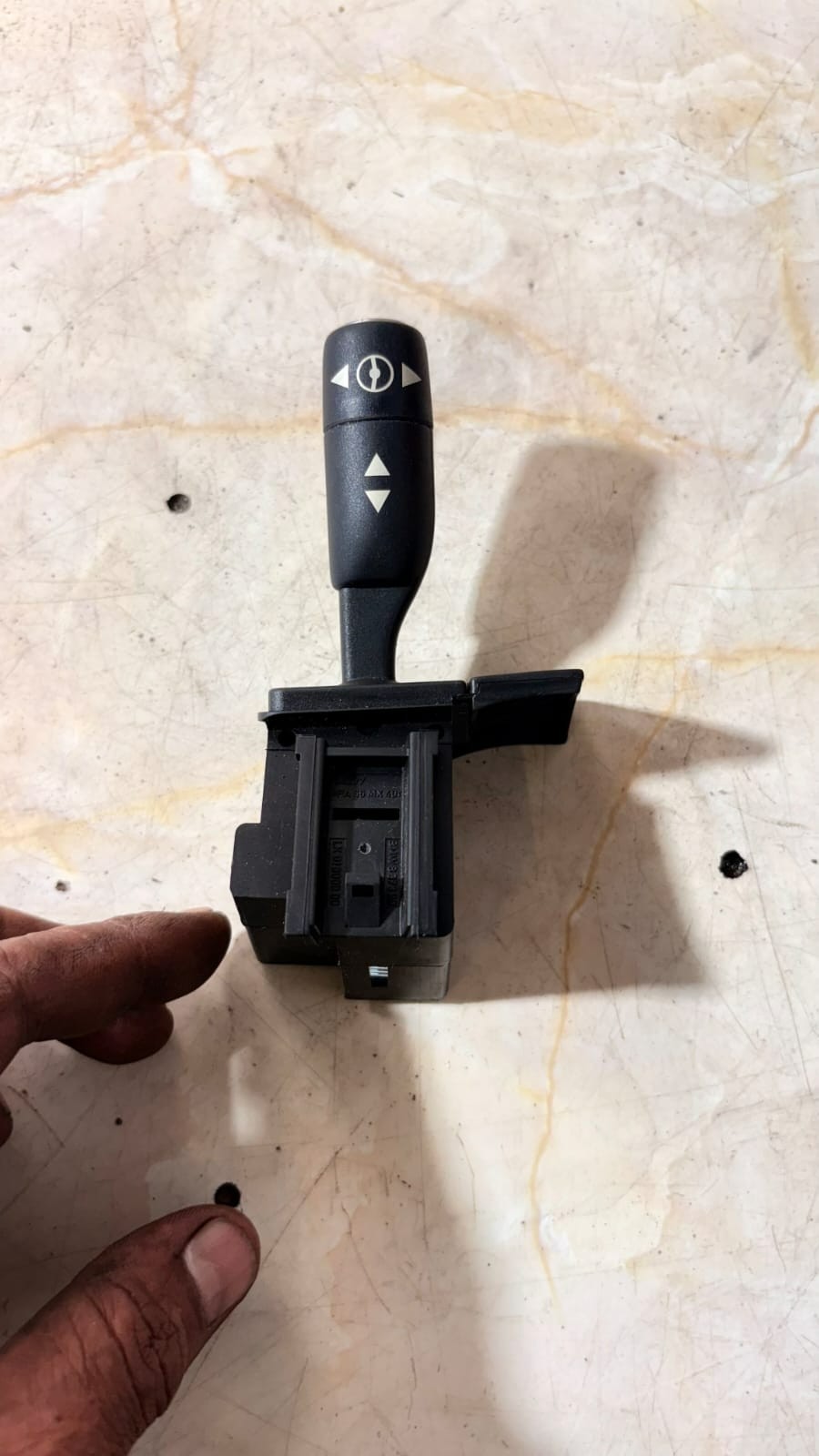 BMW L322 STEERING COLUMN ADJUSTER SWITCH 8h426465AA 10035144